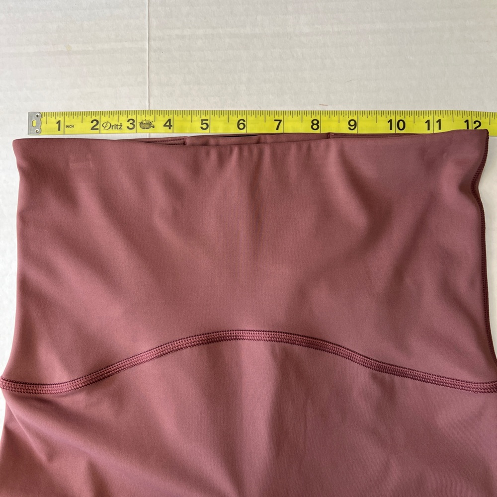 SPANX High-Waist 7/8 Leggings in Mauve - Picture 5 of 10